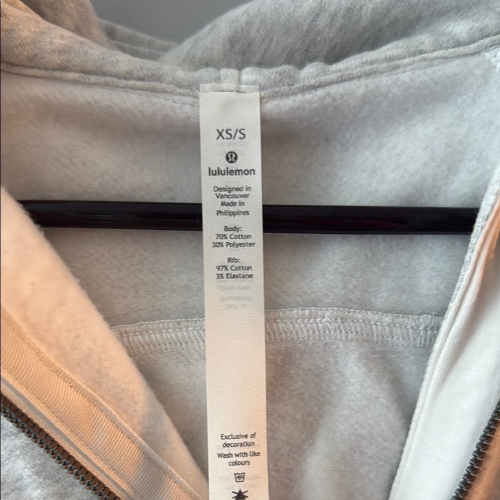 lululemon athletica Light Gray Cropped Zip Hoodie - Picture 2 of 6